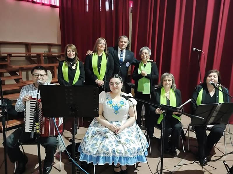 Participación del Coro en Misa a la chilena